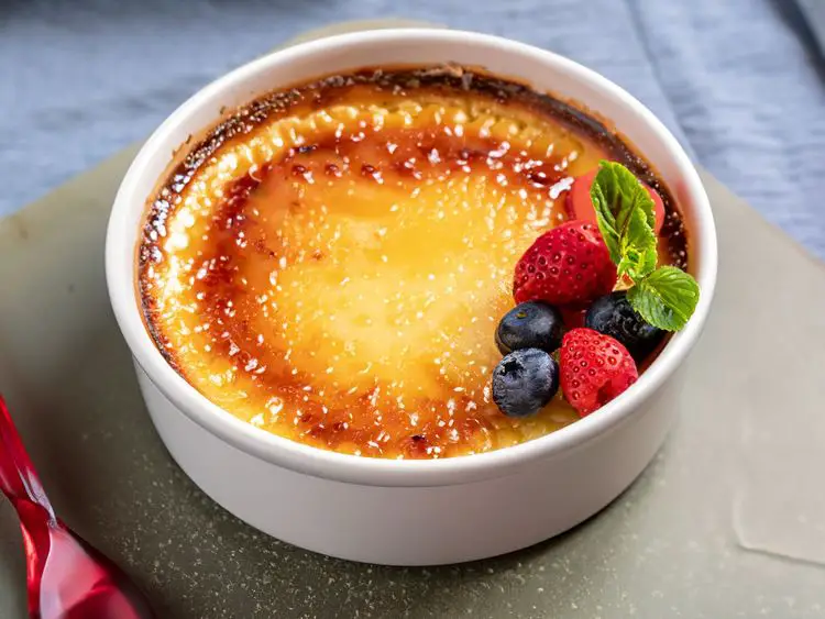 Emile Henry Creme Brulee